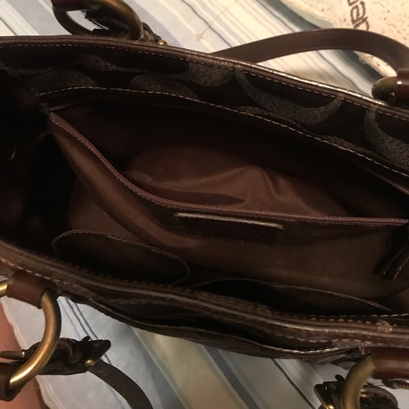 Brown Coach Holiday Bag - Picture 5 of 8